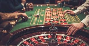 gayabola Sic Bo live table with transparent dice shaker, betting interface, and game information display